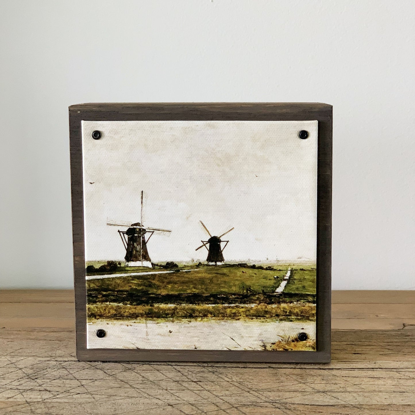 1633. Mini - Vintage Landscape Windmills